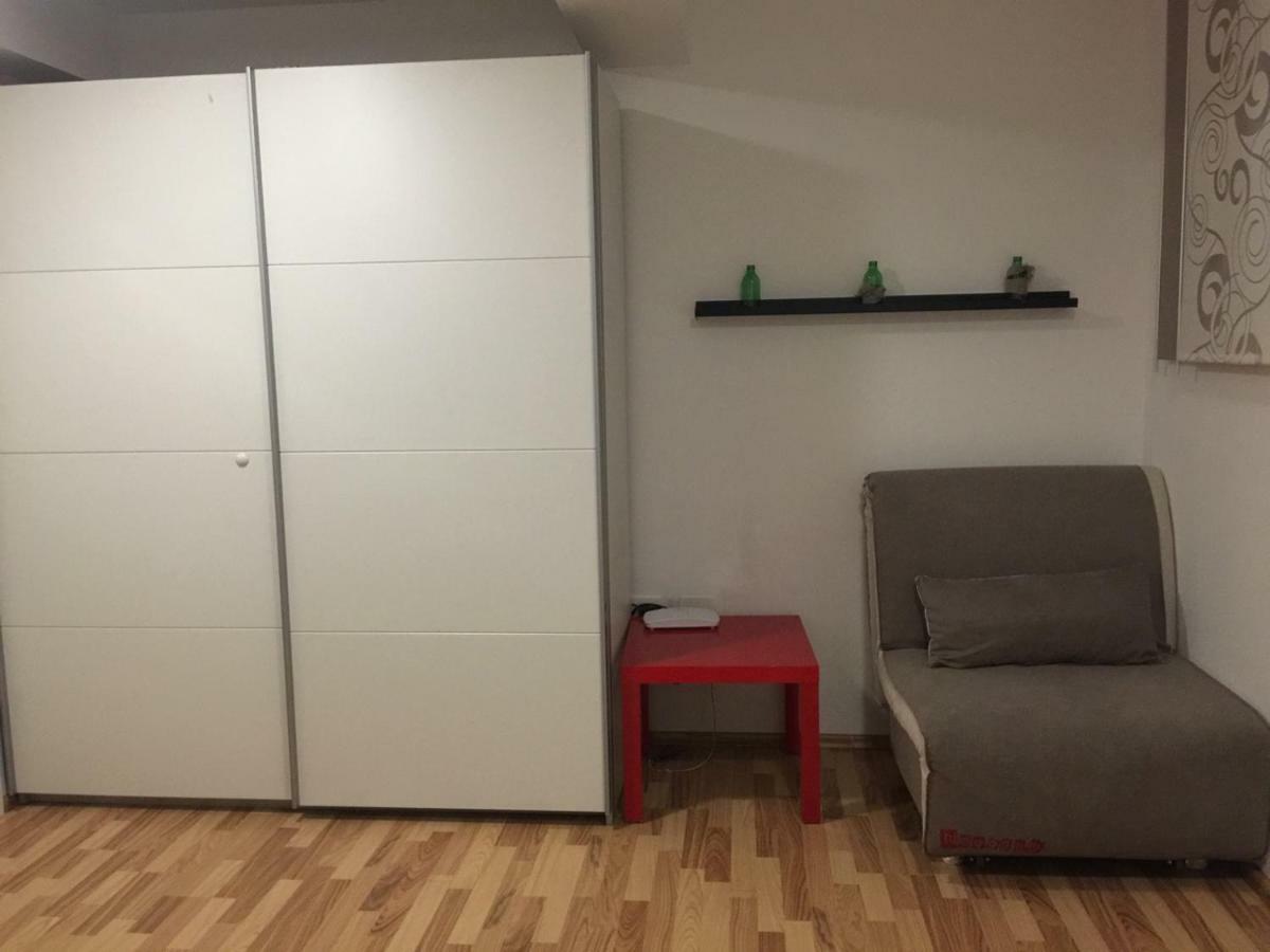 Apartment Red Square Λιουμπλιάνα Εξωτερικό φωτογραφία